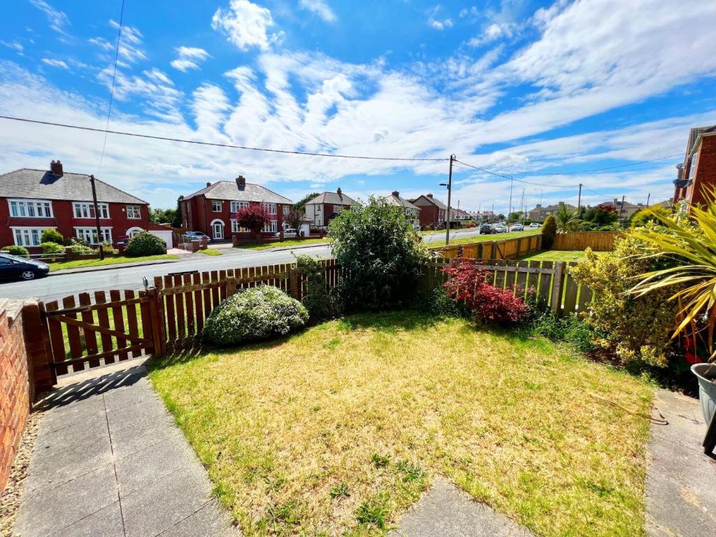 Front Garden.jpg