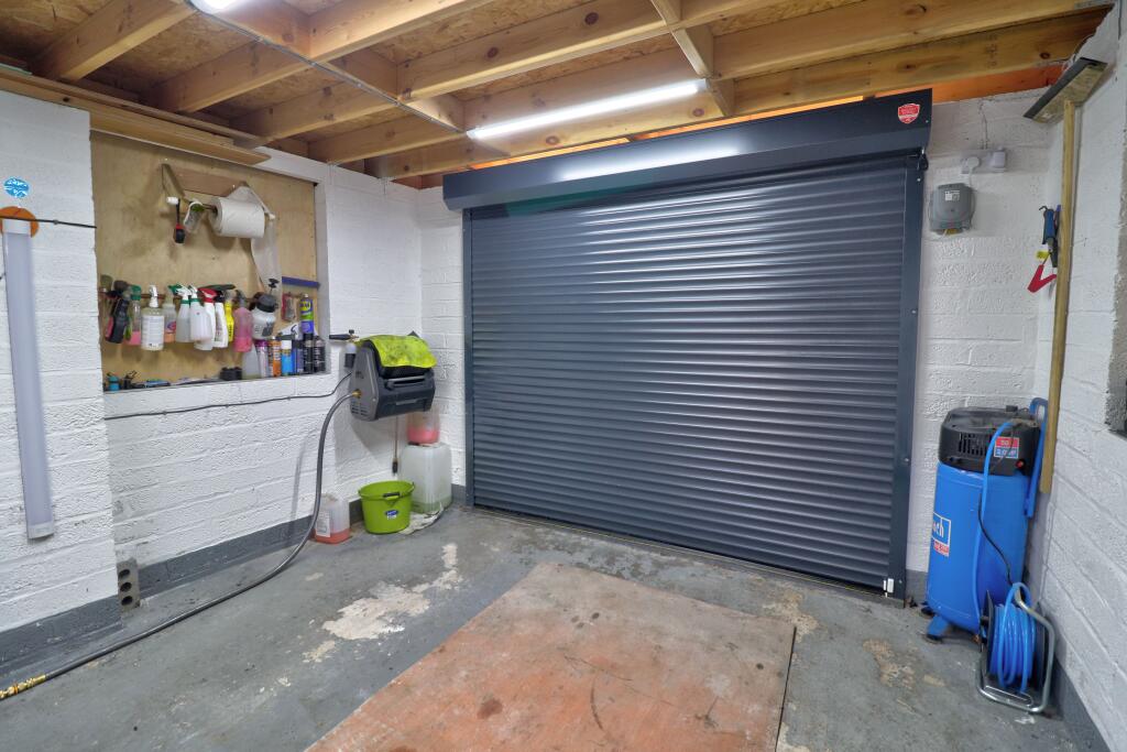 garage