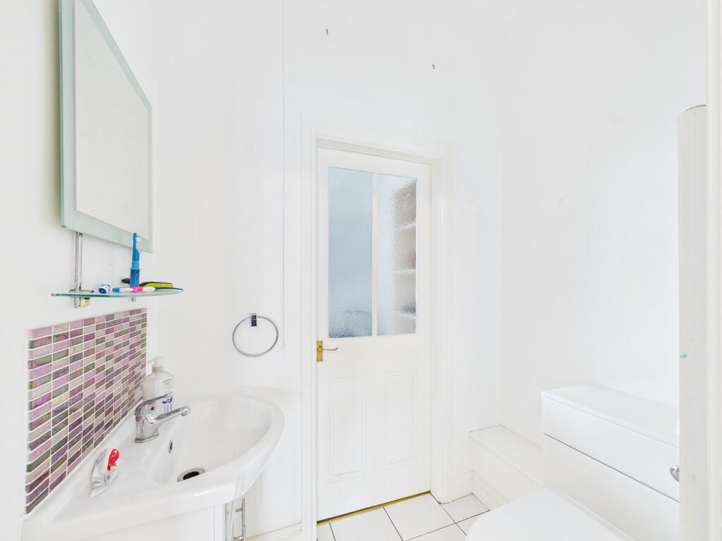 CAM01835G0-PR0175...