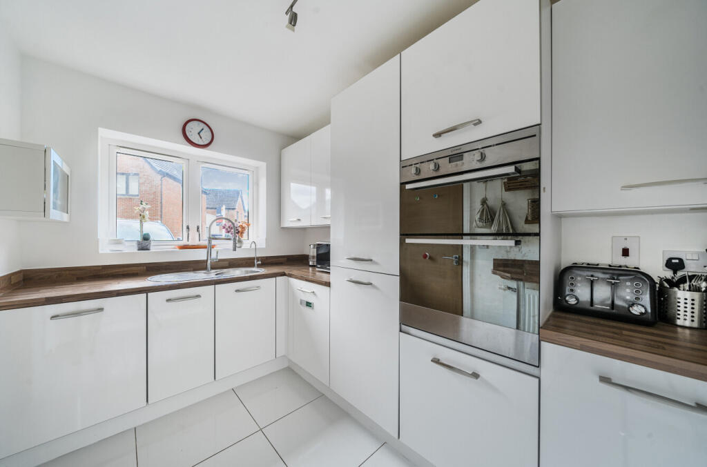 1344295-6-68b8736...