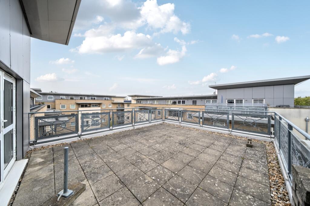 1369552-16-68ef7c...