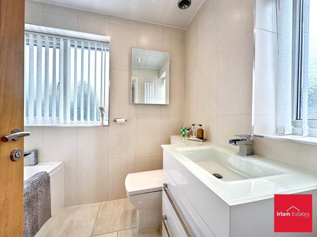 Rose Avenue, Irlam, M44