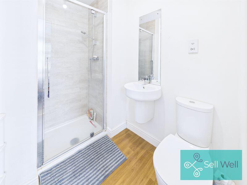 En-Suite 1