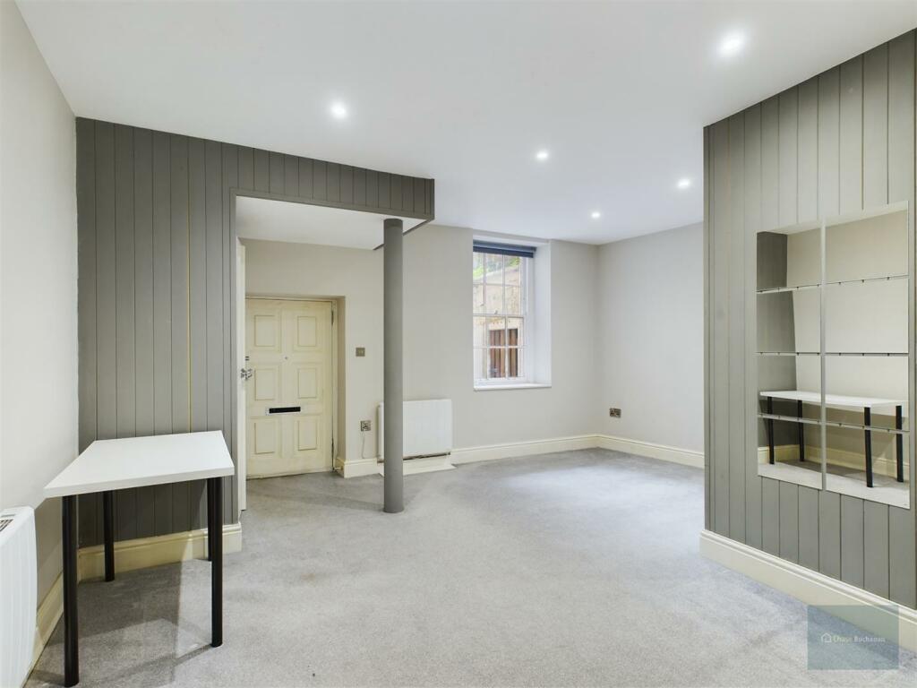 CAM03014G0-PR0066-ST