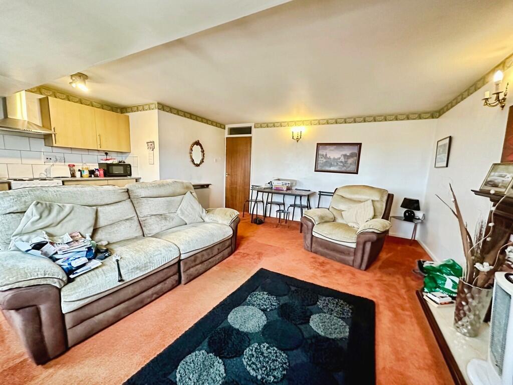 65d65d61-LOUNGE 2...