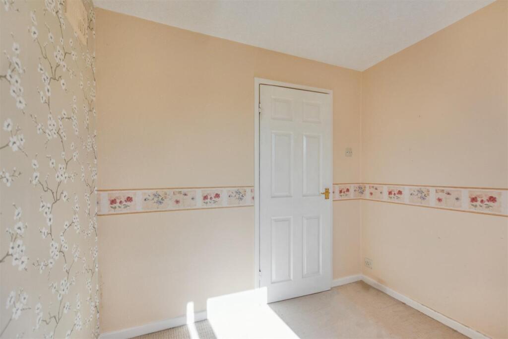 Bedroom 3_2.jpeg