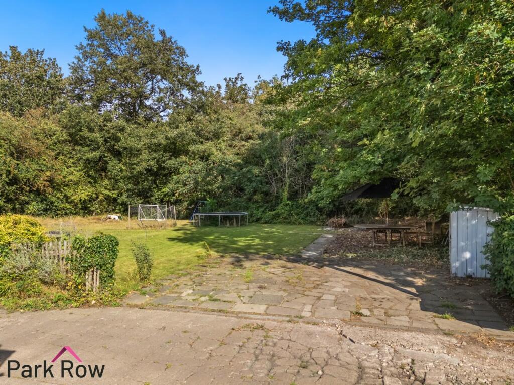 EXTRA ROOM FOR PARKING