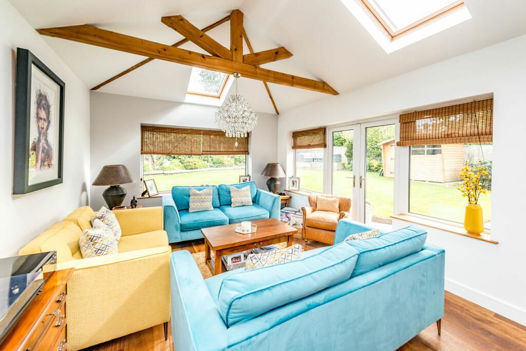 KITCHEN DINER LOUNGE AND SITTING ROOM