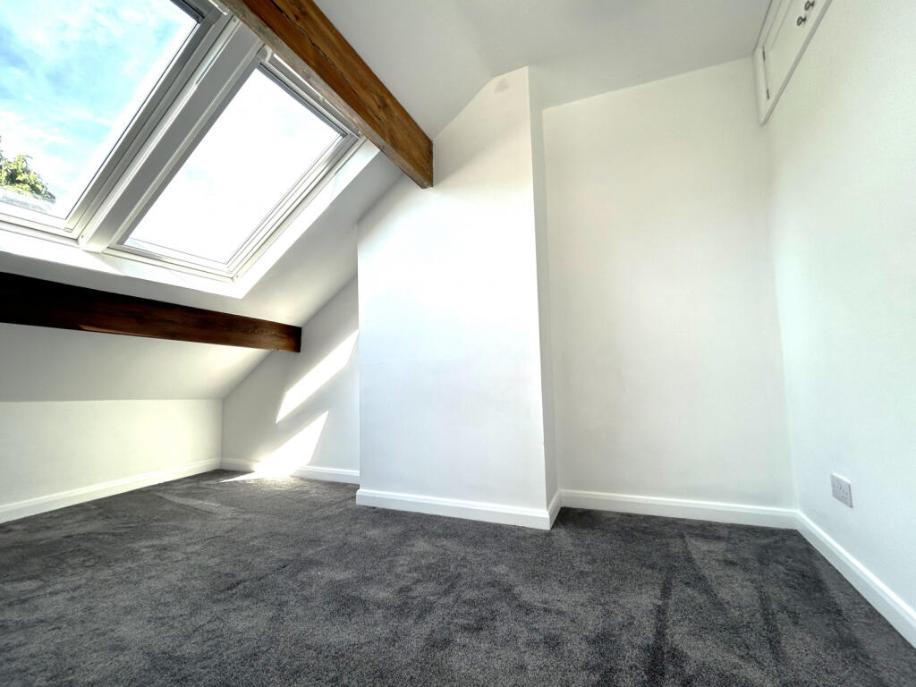 2nd Bedroom