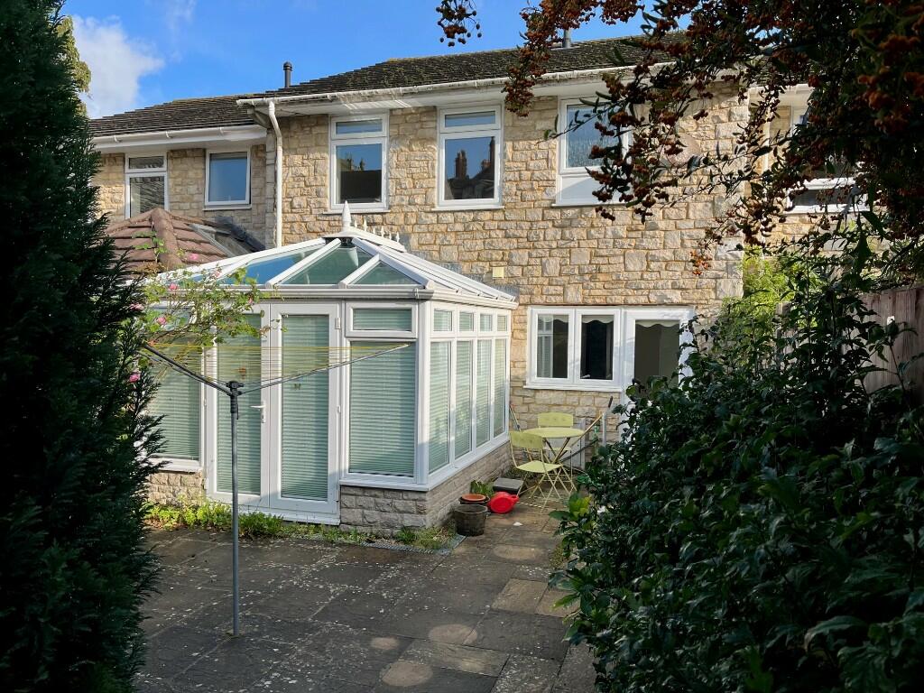 Conservatory &amp; rear
