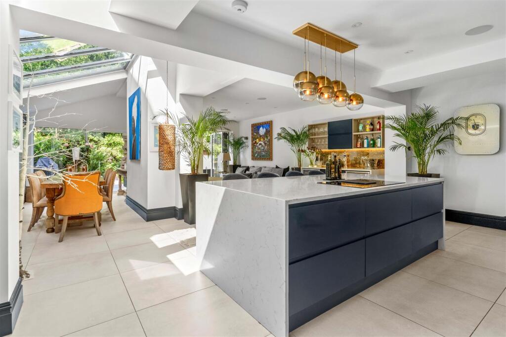 8b North Road 62.jpg