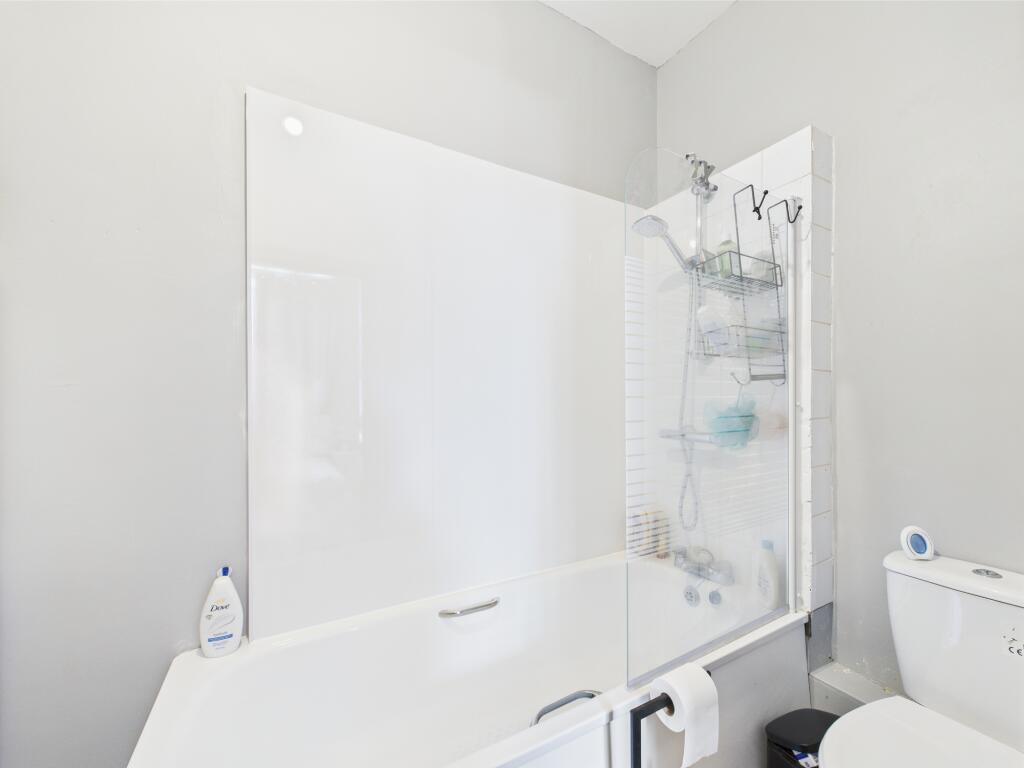 CAM03481G0-PR0101-STILL014