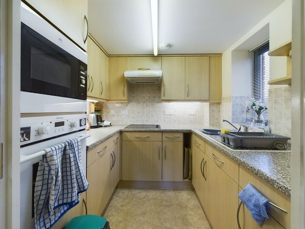 CAM02854G0-PR0264...