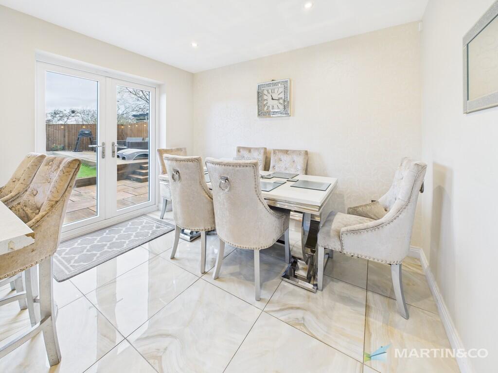 CAM02318G0-PR0562...