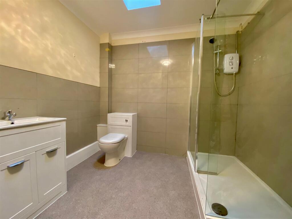 22 crown bath.jpg