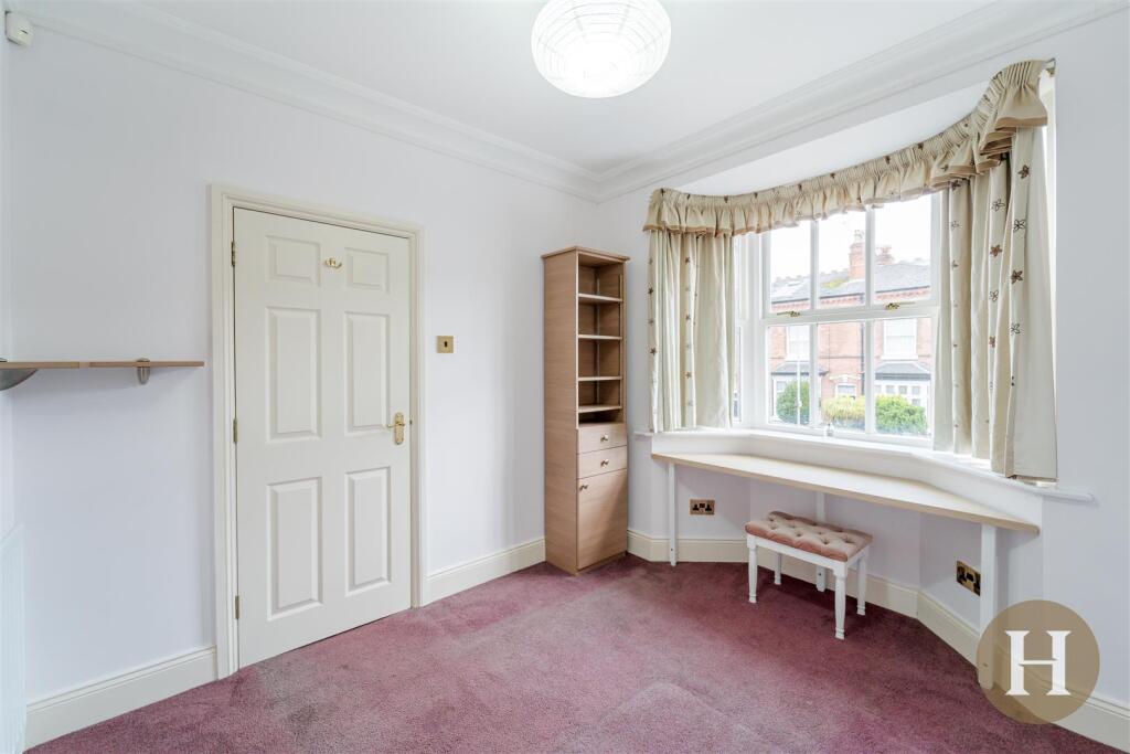 Hadleigh Estate Agents-18.jpg