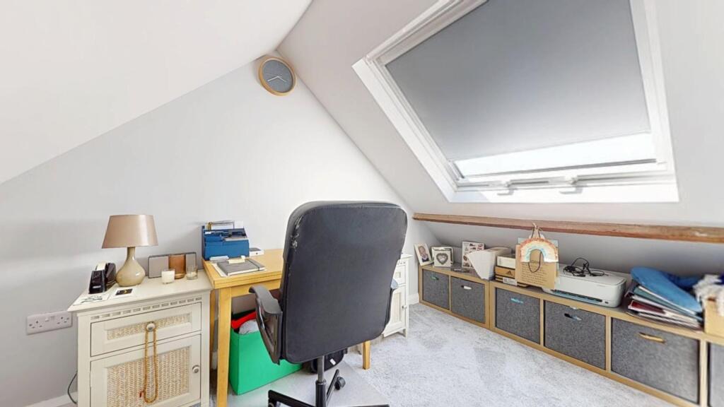 HOME OFFICE/HOBBY ROOM