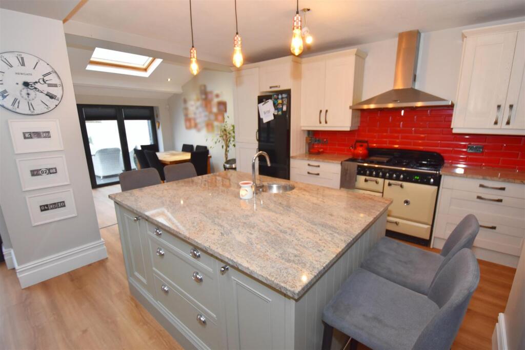 Kitchen_Breakfast room.jpg