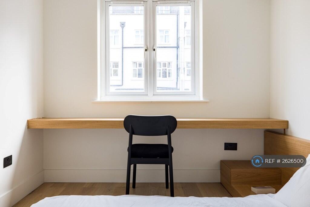 Bedroom 1 - Large Floating Desk Facing The Window