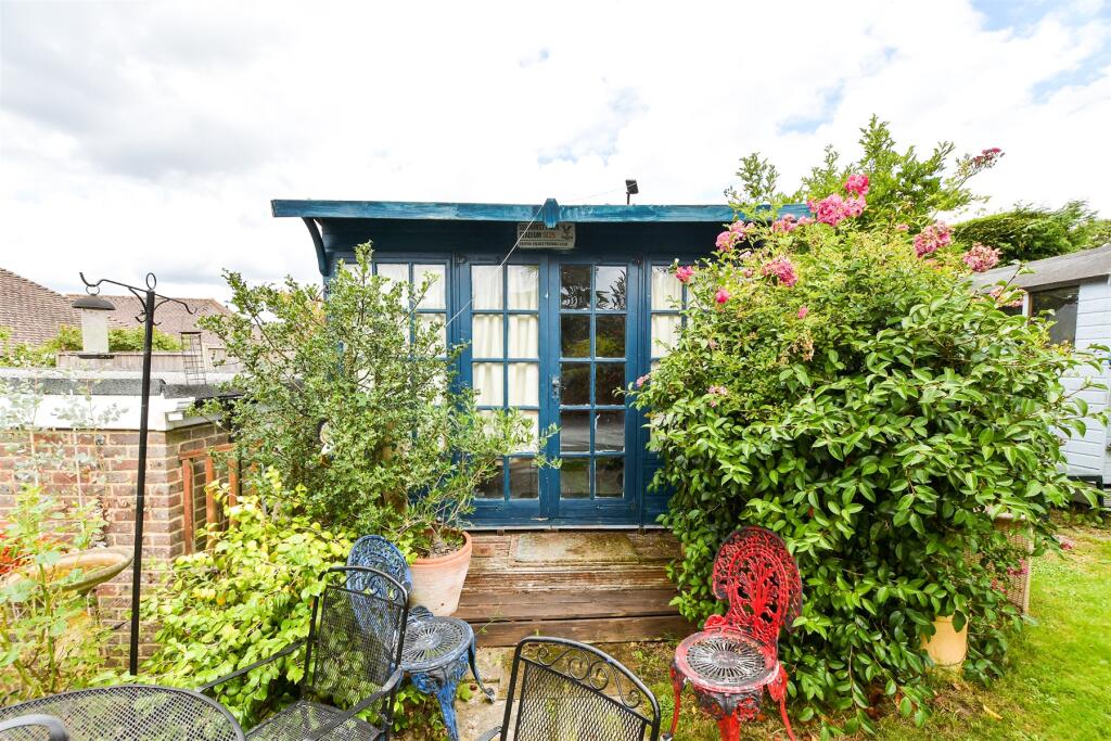 External Lifestyle Photograph