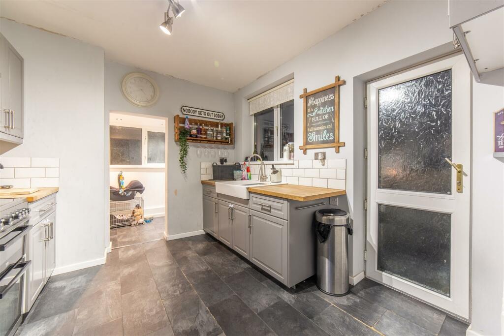 2 Wainfelin Avenue-14.jpg