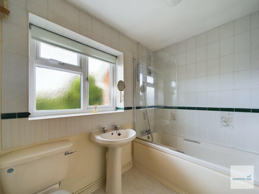 CAM03394G0-PR0128...