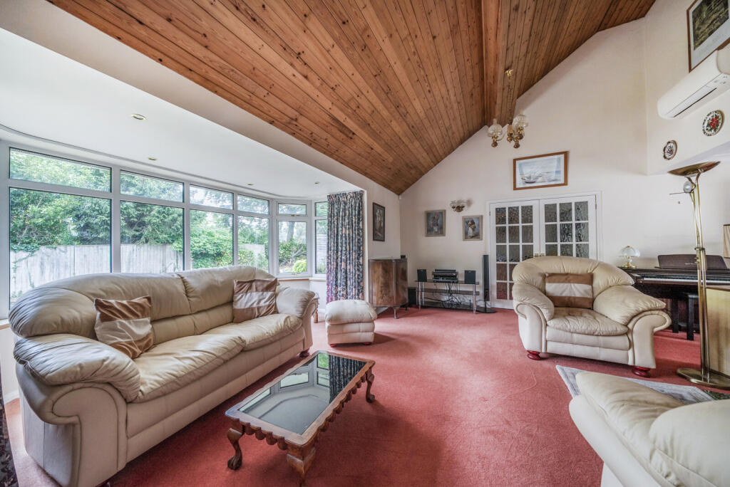 1347632-10-68b703...