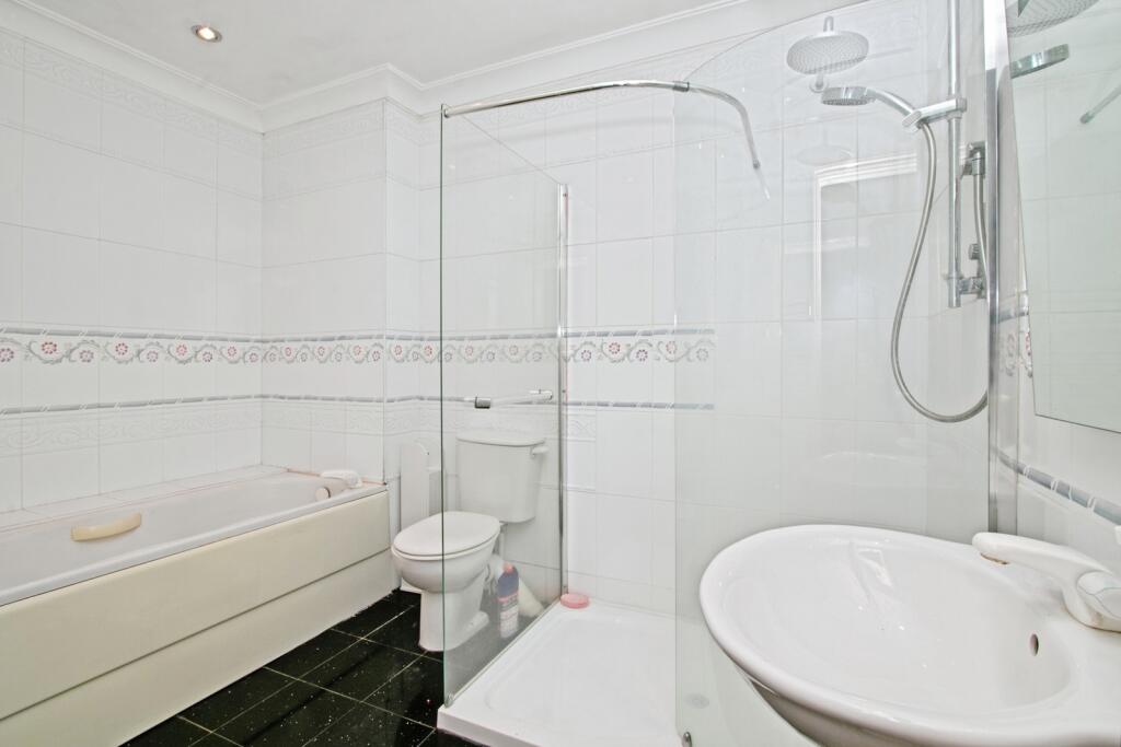 Jack&amp;jill Bath/Showe
