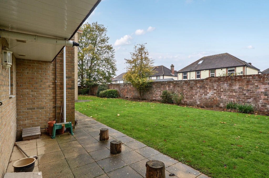 1372458-7-6908c91...