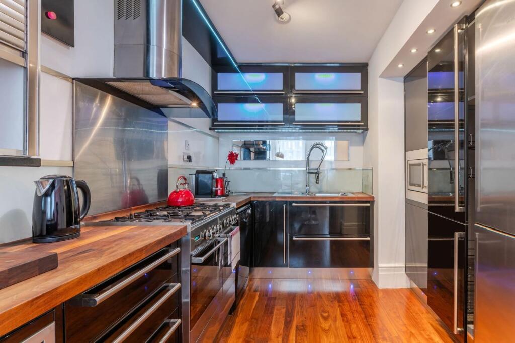 KITCHEN 1.jpg