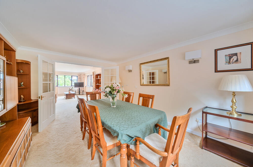 1343492-24-68af1a...