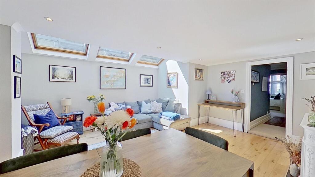 Steerforth-Street-Earlsfield-SW18-04292025_165231.