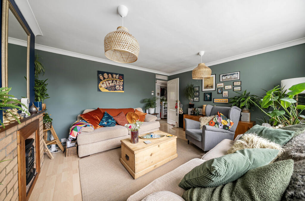 1301010176839b8f90dade