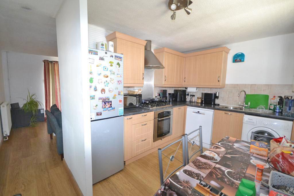 Kitchen ad Dining Room