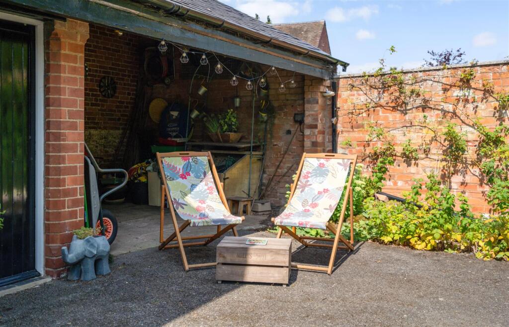 96431_Broadlands 3 Hill Wootton Road Leek Wootton 