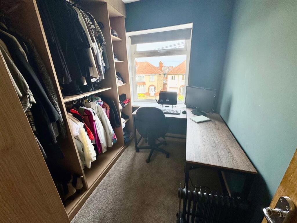 Bedroom 3.jpg