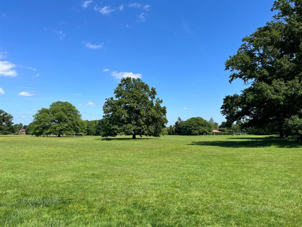 Court park