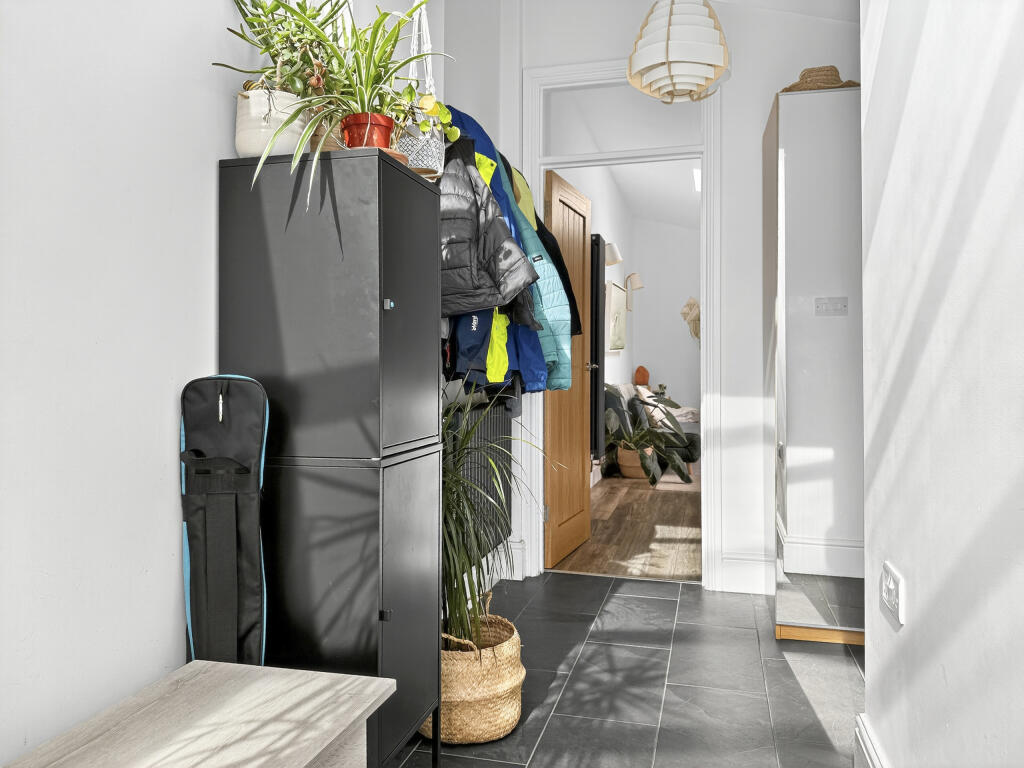 Entrance Hallway/Porch