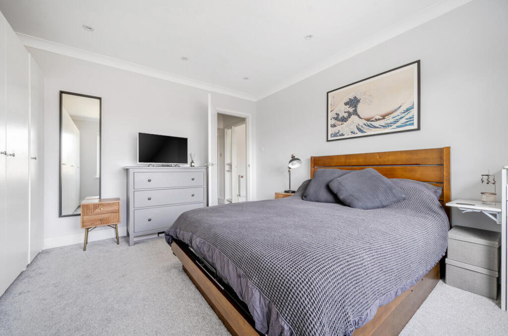 1336038-13-689b3b...