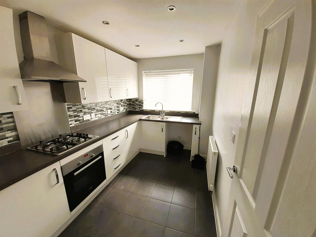 Kitchen Alt View