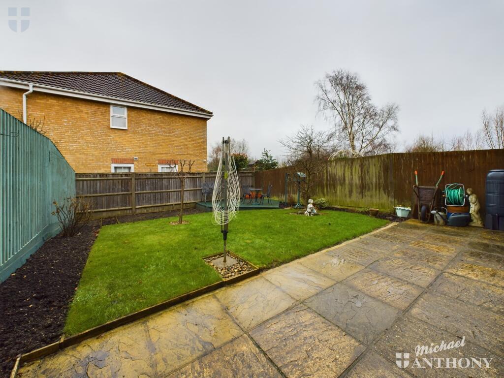 CAM03852G0-PR0158-STILL013