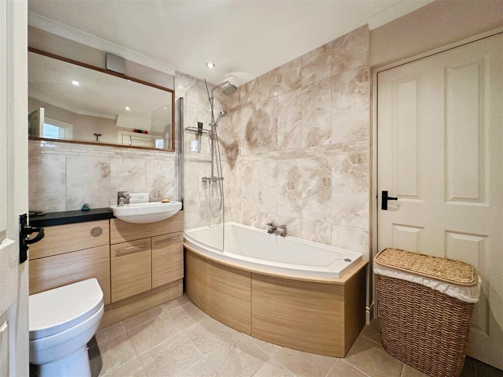 9ec3d274--4755-BED3-0A0F1DEFAE14-40577-00000CE0705