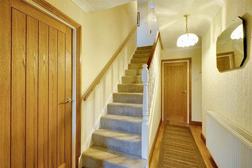 Entrance Hall_1.jpeg