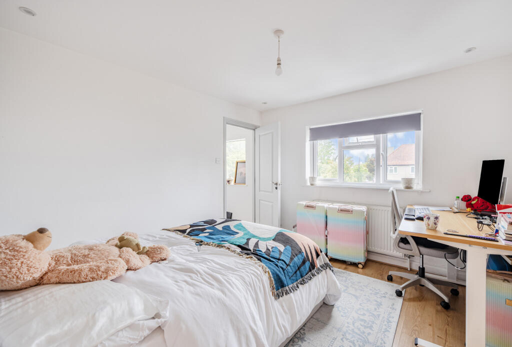 1360095-8-68dff28...