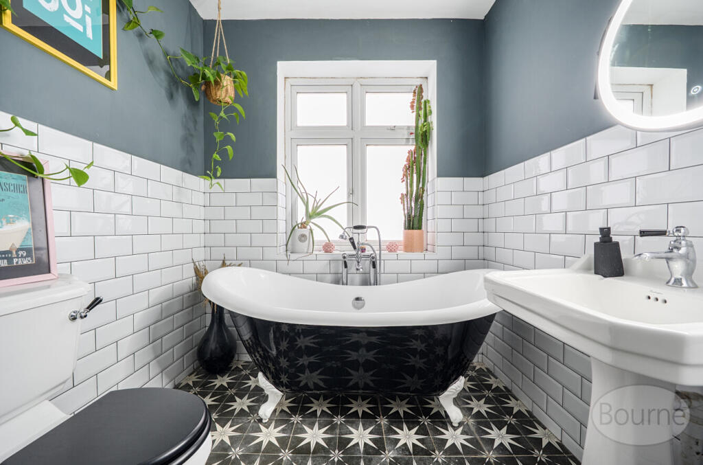 4a99e2c8-d9f7-443...