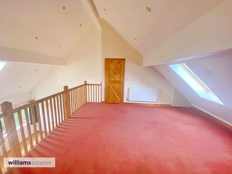 Study/Mezzanine 