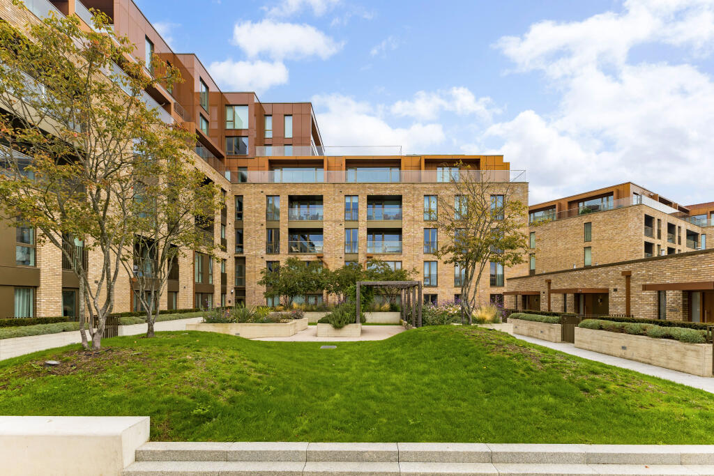 99053_Flat 5 Wrest House 27 Inglis Way  (2).jpg