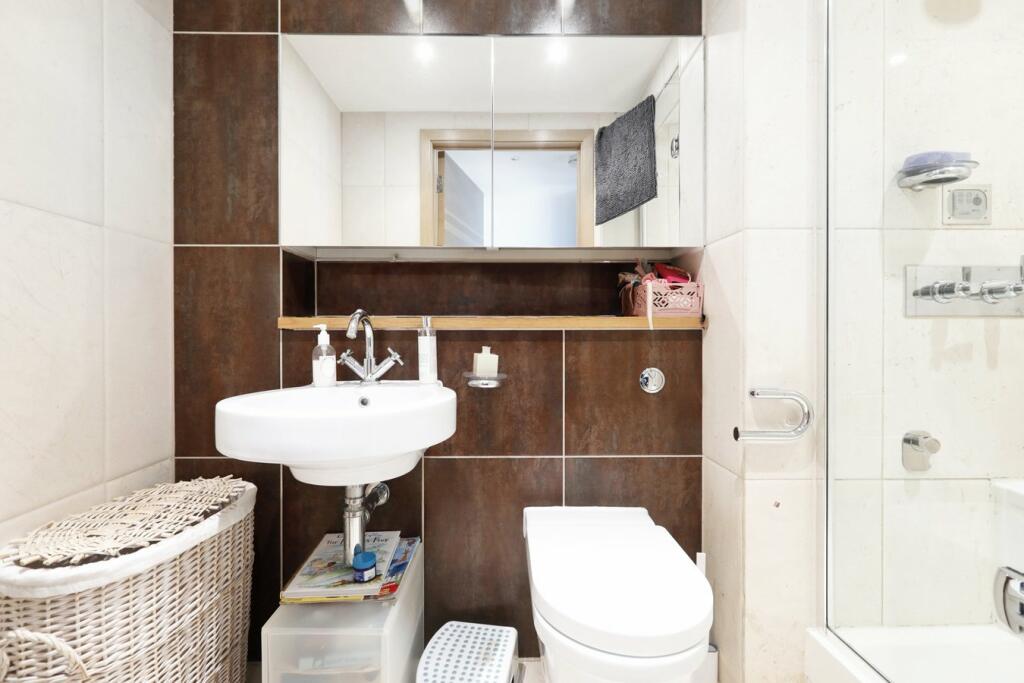 Master Bedroom Ensuite