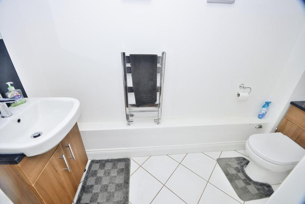 Downstairs Bathroom