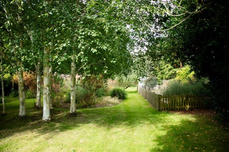 Clock House Garden